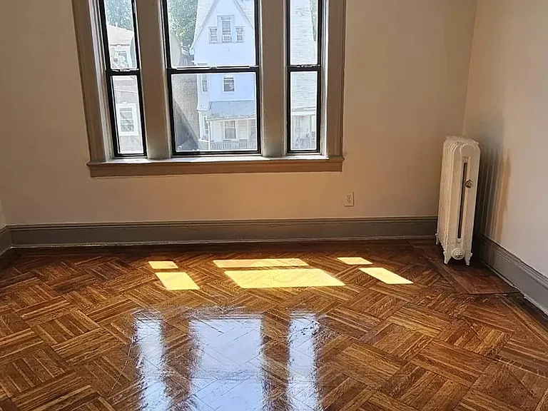 66 N Grove St #5 — Photo 5