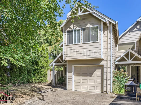 674 SE 5th Ave, Canby, OR 97013