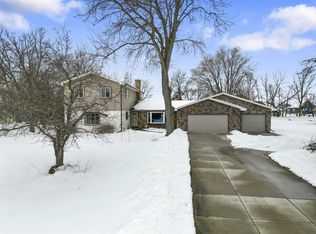 6671 Winding Way, Deforest, WI 53532