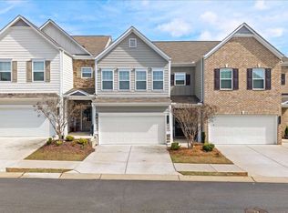 301 Braswell Ct, Woodstock, GA 30188