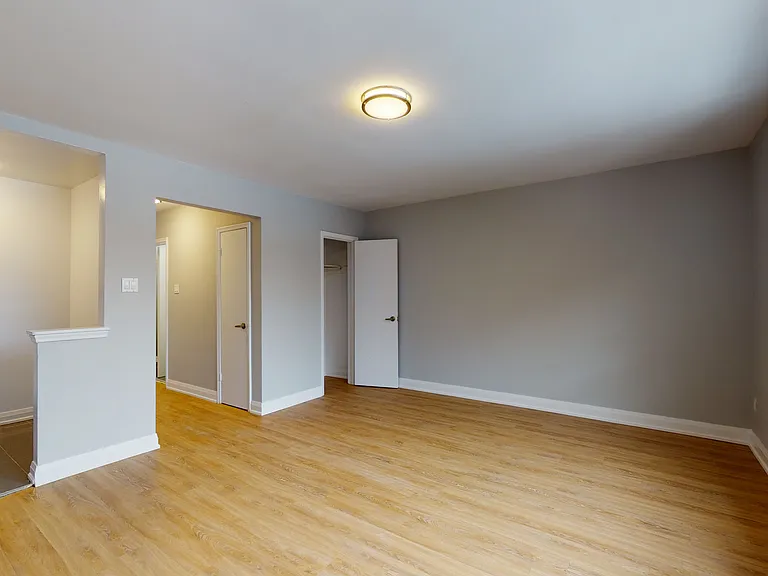 2 Greentree Ct — Photo 11