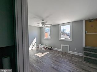 55 S 3rd St #4, Oxford, PA 19363