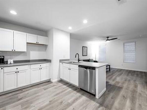 62 S Main St #8