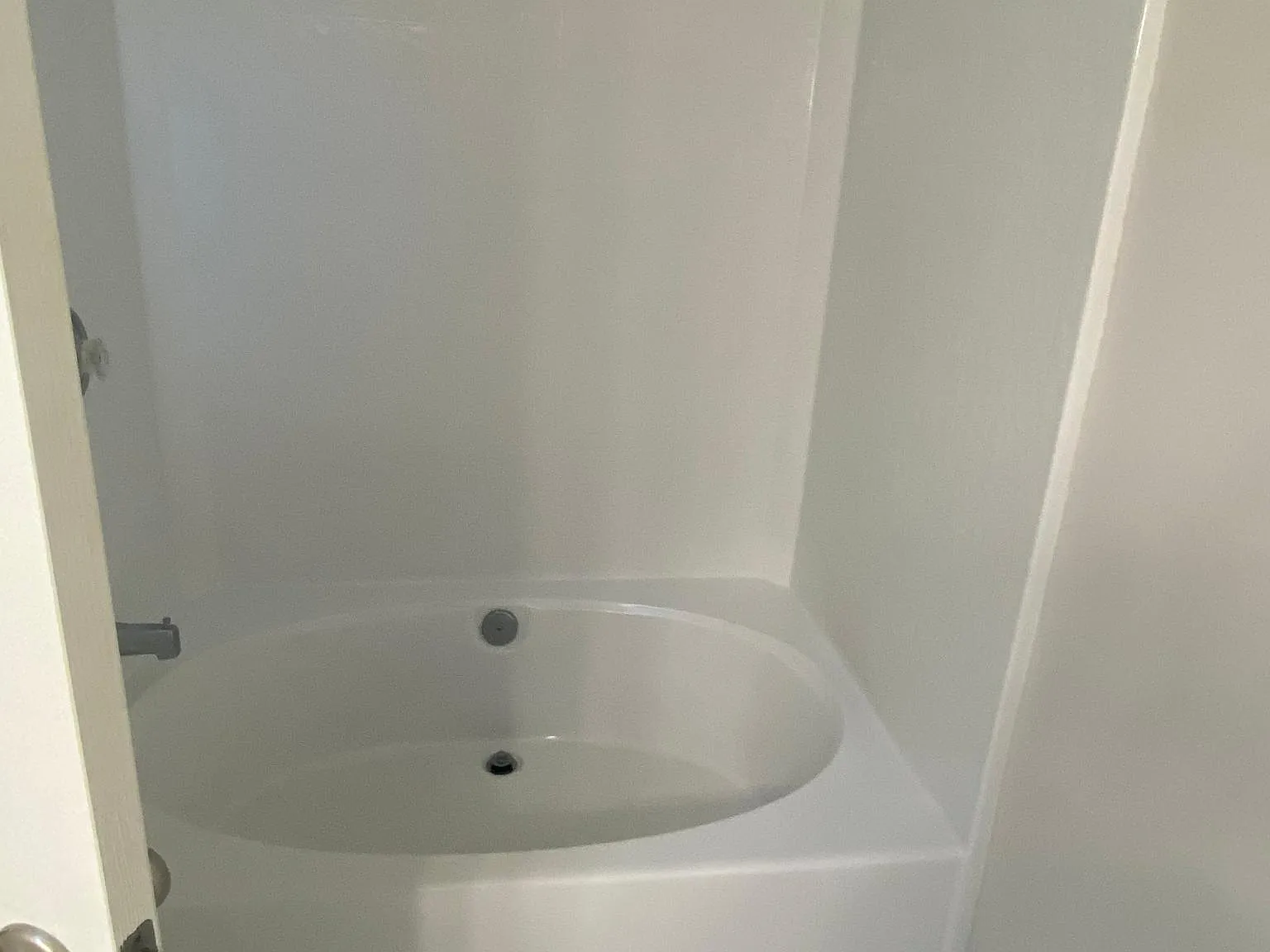 3 bed, 1360 sqft, $1,800 — Photo 3