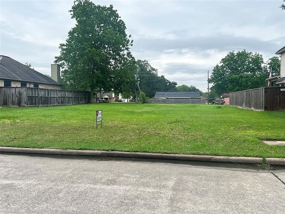 1st image of 3421 Hickory Creek Dr