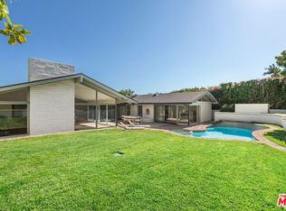 14949 La Cumbre Dr, Pacific Palisades, CA 90272