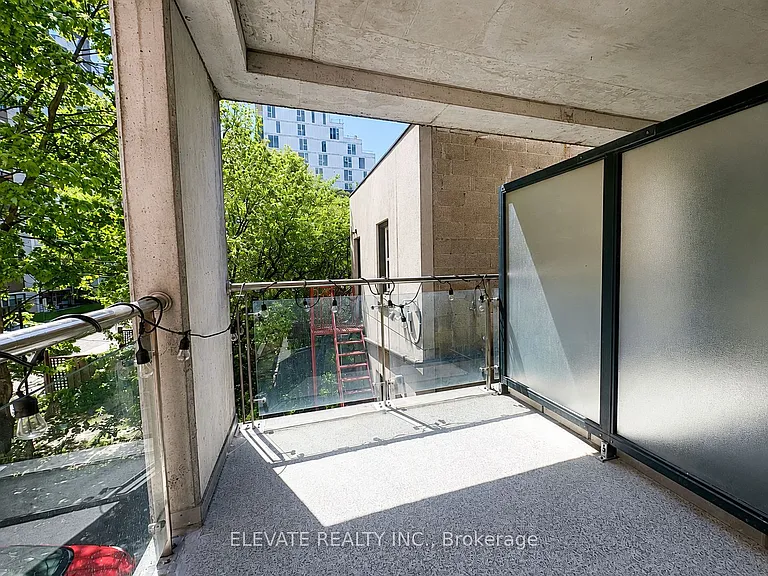 15 Maplewood Ave #203 — Photo 7