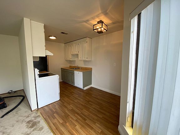 4th image of 334 26th Ave #1