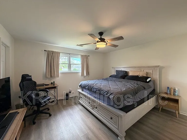 1035 Tradewinds Rd — Photo 6