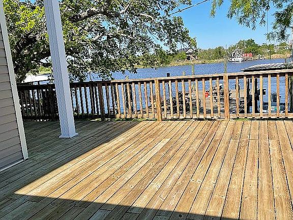 2nd image of 4814 Jean Lafitte Blvd