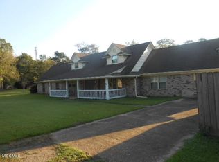 6808 Cardinal Dr, Biloxi, MS 39532