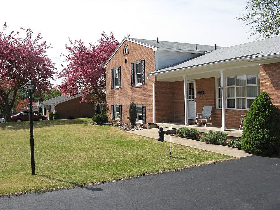 2nd image of 112 Della Ln