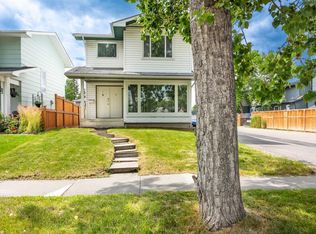 91 Sunbank Way SE, Calgary, AB T2X 1X6