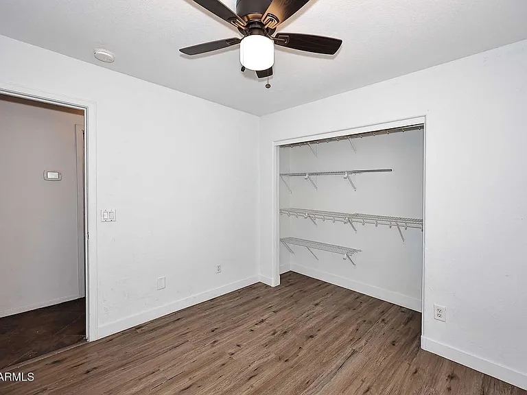 6222 W Warner St — Photo 8