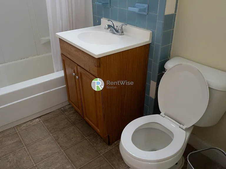 1126 Commonwealth Ave #5 — Photo 13
