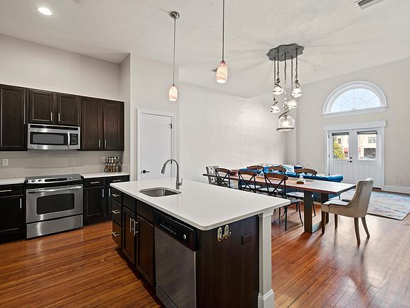 5th image of 2525 College St APT 1109