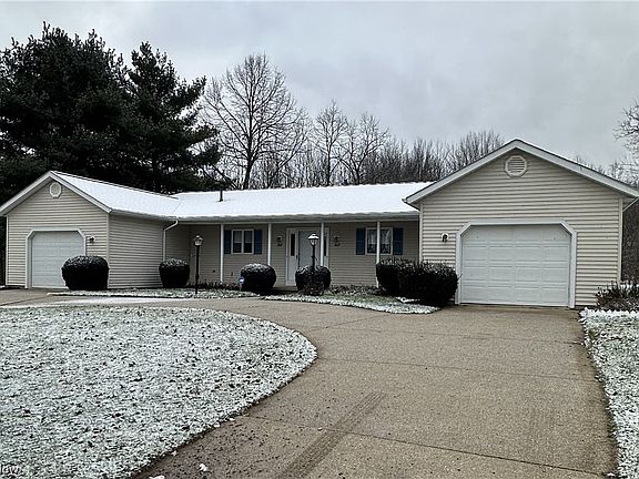 2nd image of 387-389 N Kaser Dr