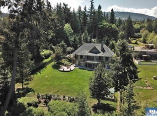 342 Schoolhouse Point Ln, Sequim, WA 98382
