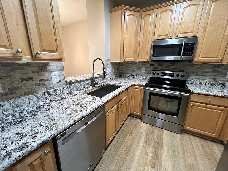416 Sawgrass Hill Ct — Photo 6