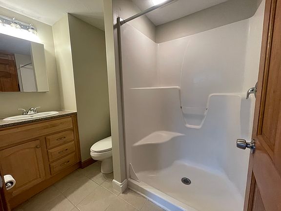 3rd image of 108 Elm St APT 2