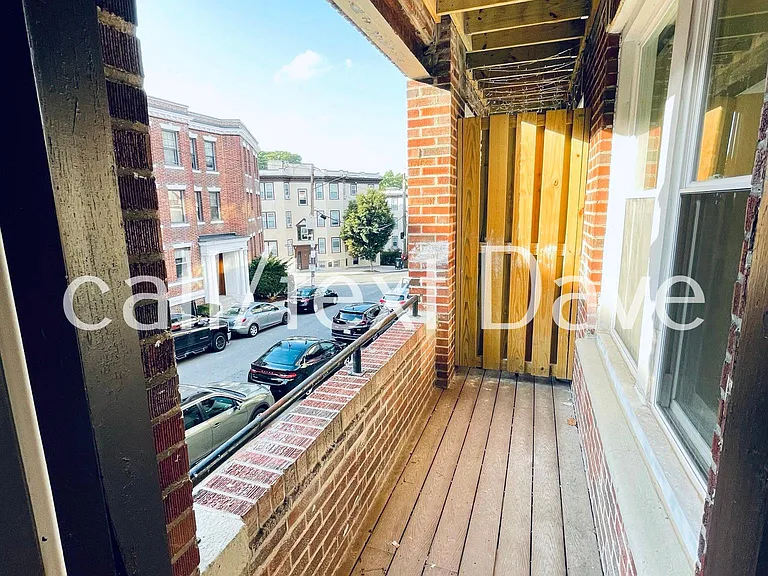 123 Sutherland Rd #2 — Photo 6