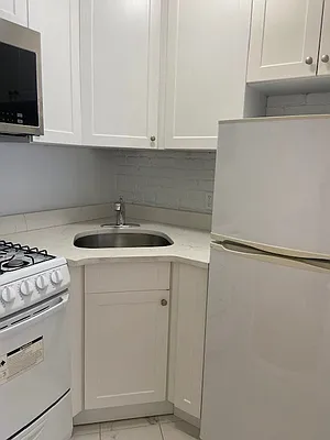 Rented by Walter & Samuels Inc | media 9