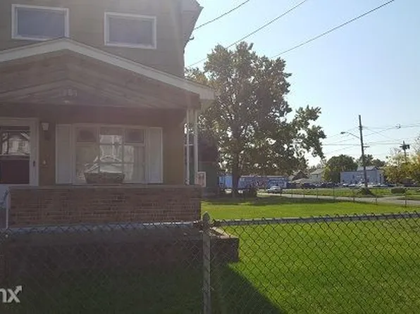 1705 Willow Ave, Niagara Falls, NY 14305