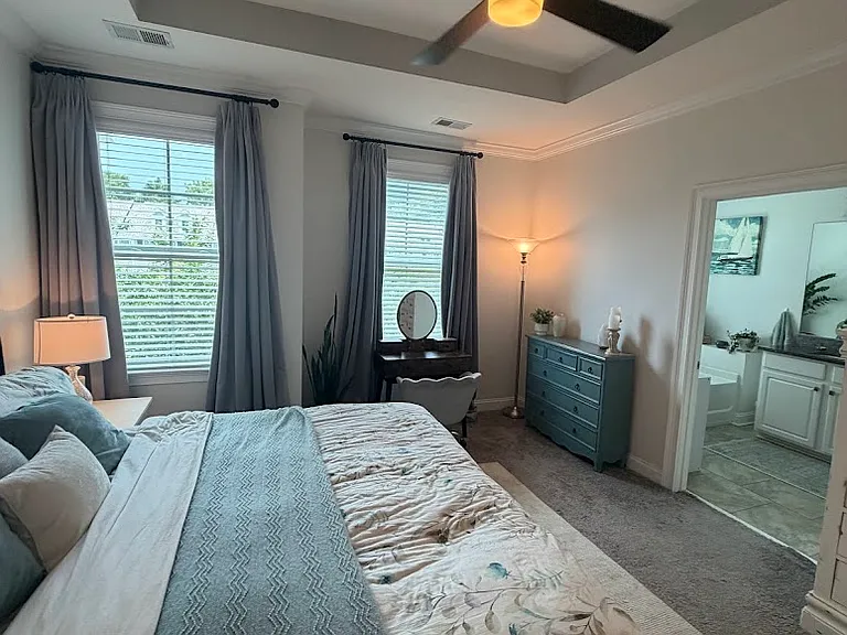 1057 Bowman Woods Dr — Photo 13