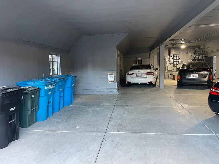 1017 El Camino Real #7 — Photo 18