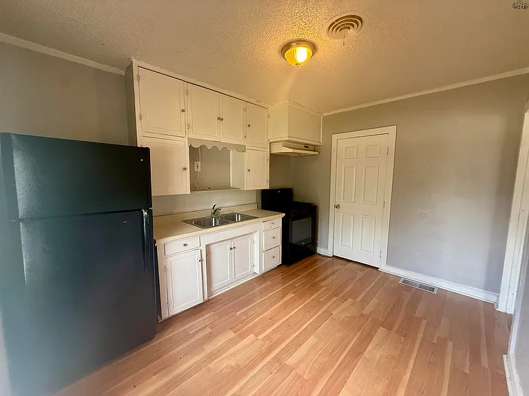 4709 Coronado Ave — Photo 4