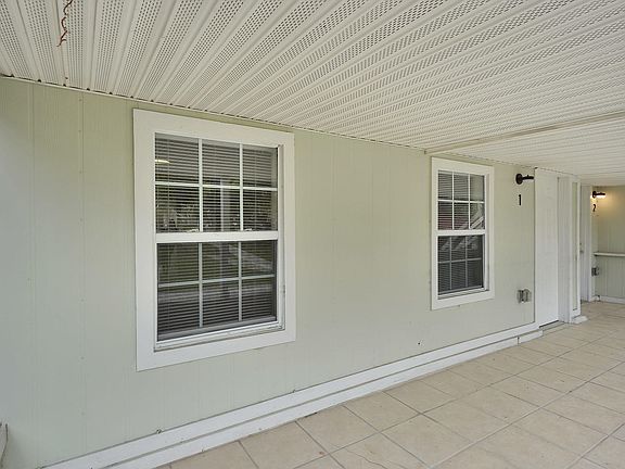 4th image of 925 Phillips St APT 1