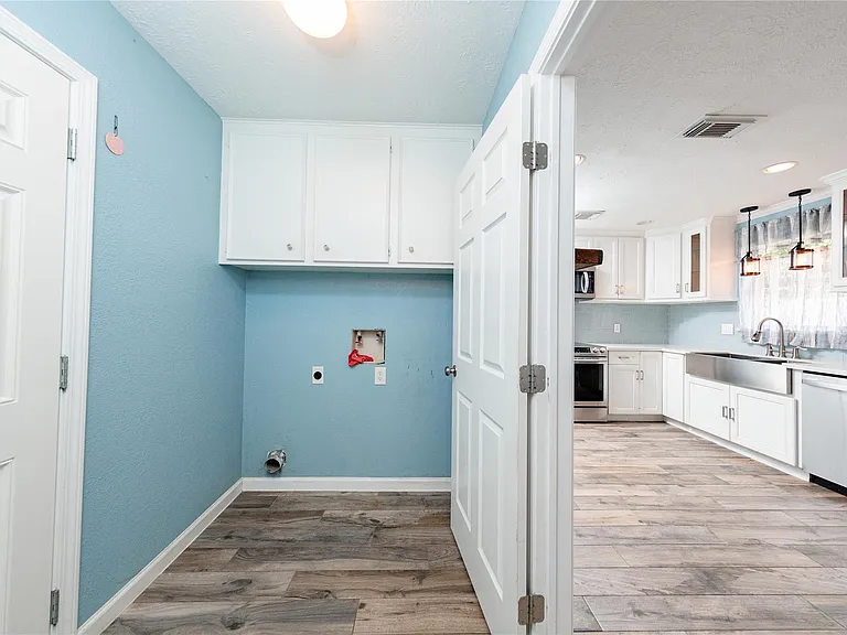 11003 Kirkmead Dr — Photo 8