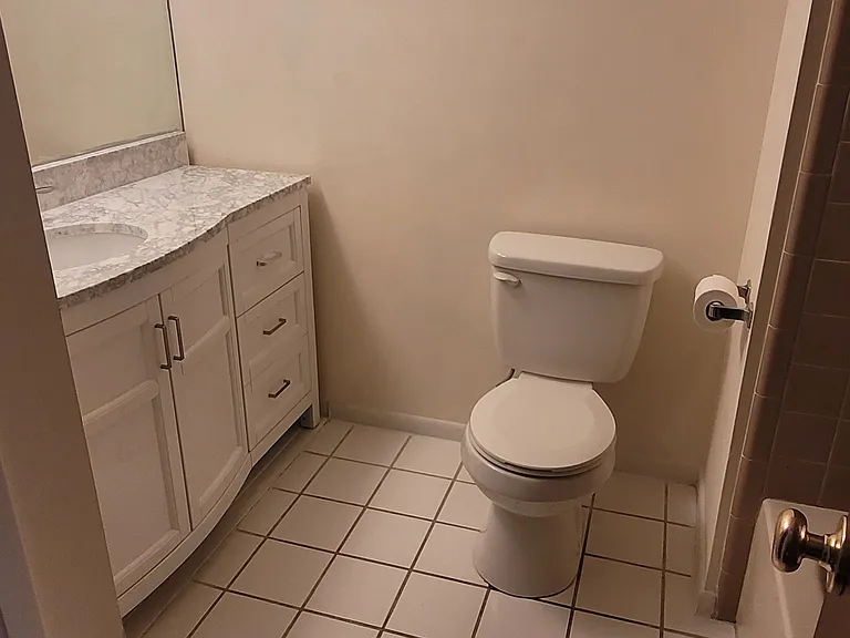4802 Fox Hunt Dr — Photo 12