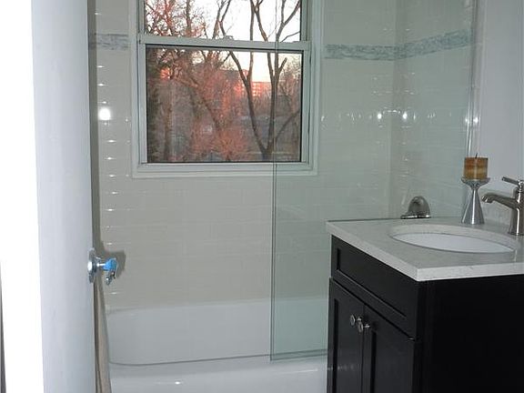 2nd image of 2575 Palisade Ave APT 3A