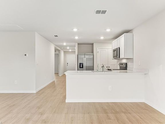 5th image of 3407 70th ST W