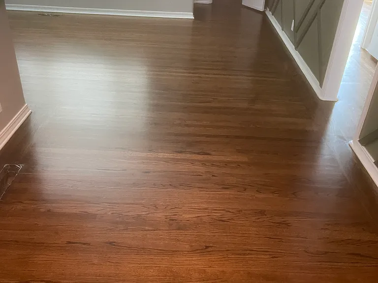 555 Claremont Dr — Photo 28