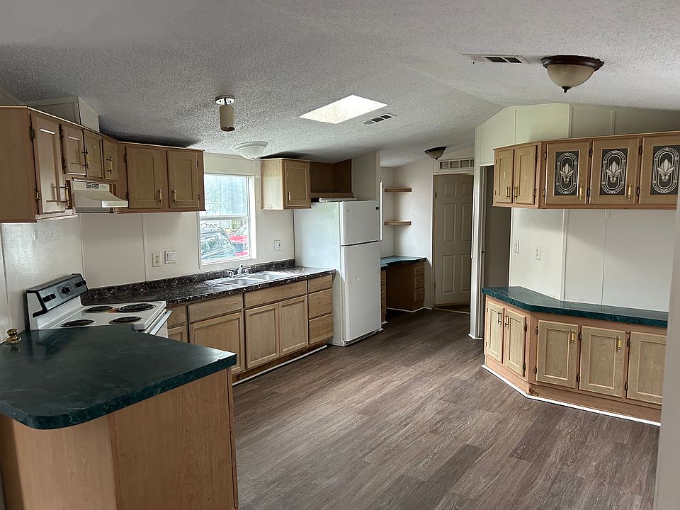 2nd image of 7558 Taurus Cir W