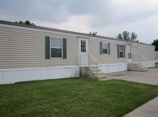 2930 Greentree St, Elkhart, IN 46514