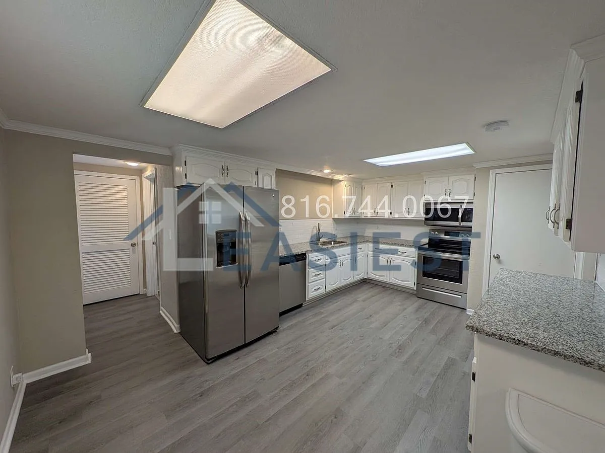 4 bed, 1840 sqft, $2,045 — Photo 3