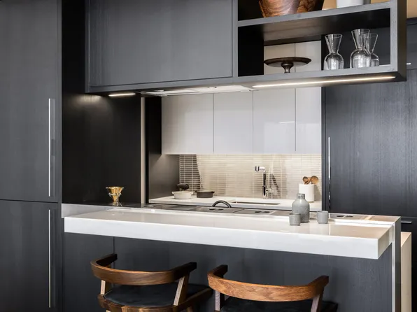 252 South Street image 5 of 42