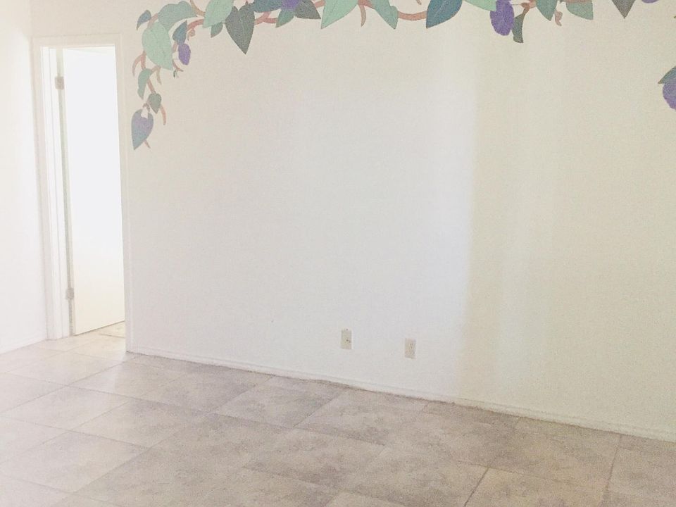 2nd image of 602 Scotch St