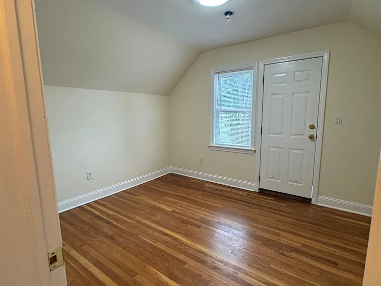 5 Woodbury Ave #3 — Photo 22