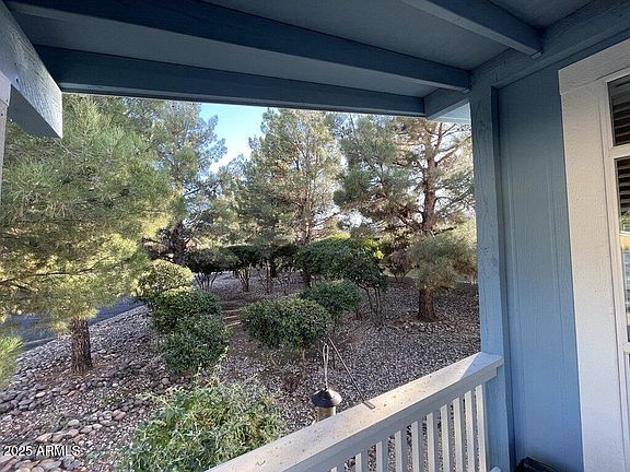 4th image of 880 W On The Greens Boulevard