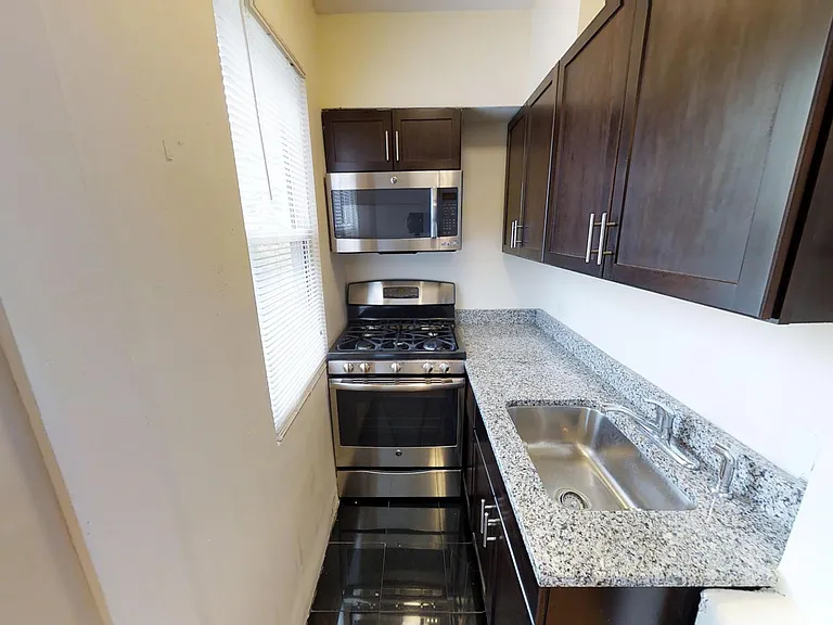 113 Comstock Ave #4 — Photo 3