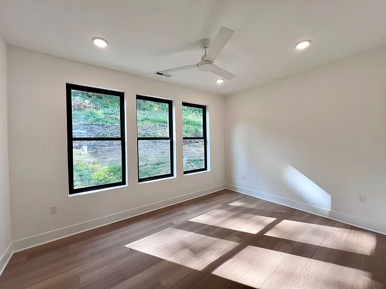 Bricktop 36 Townhomes - BRAND NEW — Photo 9