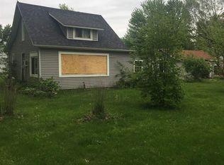 401 N Parkway Dr, Syracuse, IN 46567