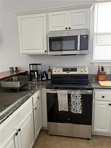 3109 Iberville St — Photo 11