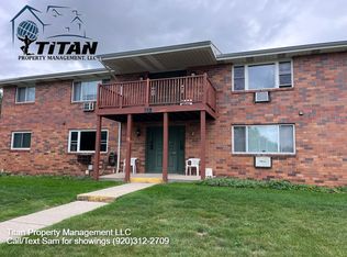 504 E Burdick St #6, Black Creek, WI 54106