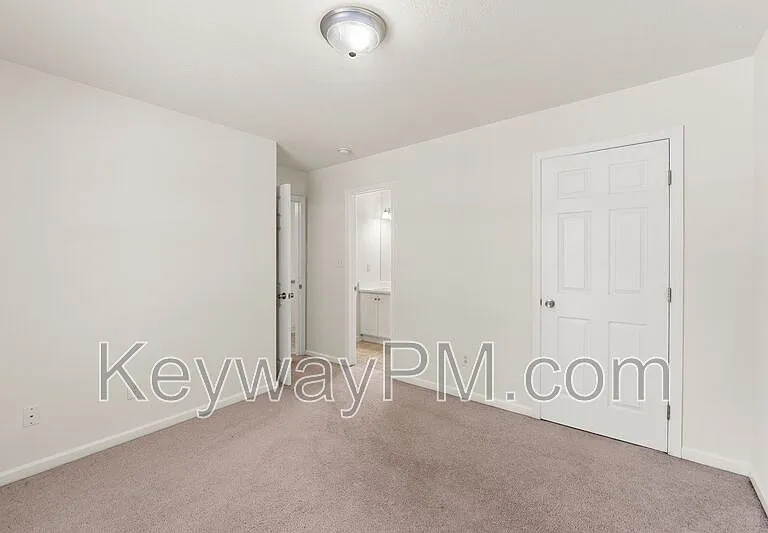 9029 Baker Ct — Photo 10
