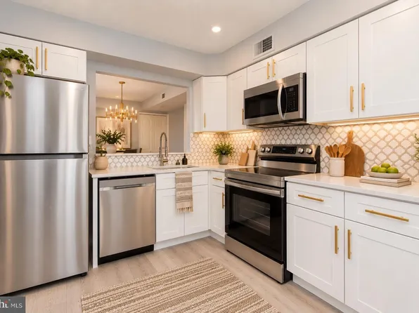 1408 Clark Ct, Southampton, PA 18966